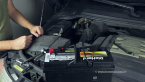 Read more about the article Land Rover Battery / HDC Fault System Not Available