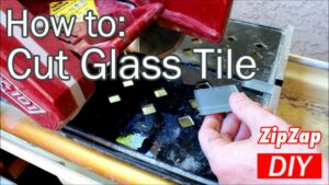 Read more about the article How to Cut Glass Tile